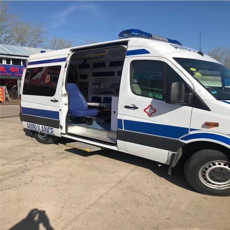 喀什私人长途救护车出租转院回家