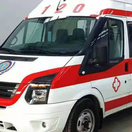 喀什非急救护送病人转院租赁救护车的优缺点对比